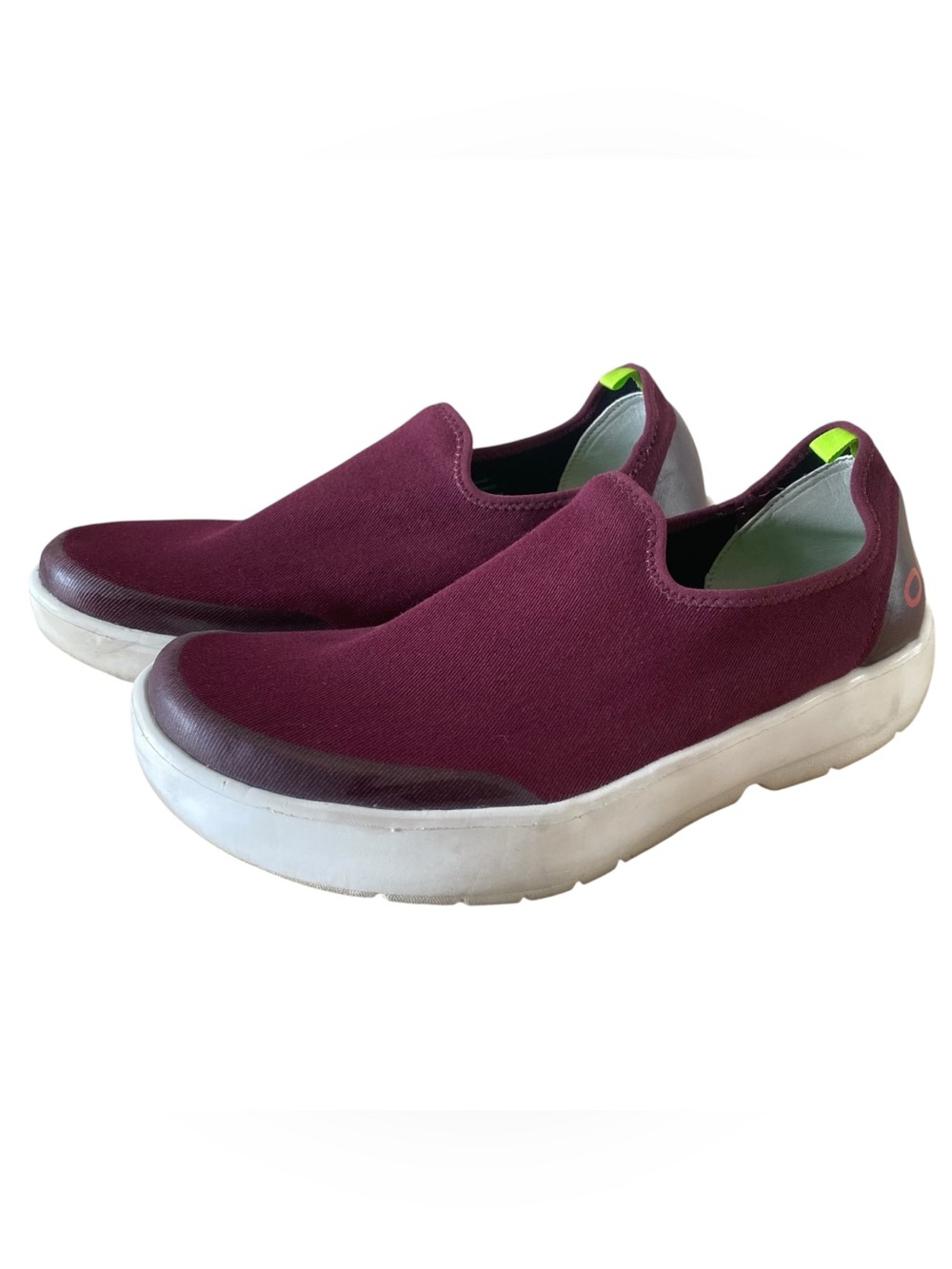 Oofos OOmg eeZee Low Slip On Shoe Recovery Burgundy Red Womens 11 Casual Flats